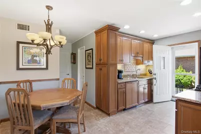 104 Emerson Avenue, Levittown, NY 11756 - Photo 8
