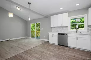 19 Englewood Terrace, Mahopac, NY 10541 - Photo 6