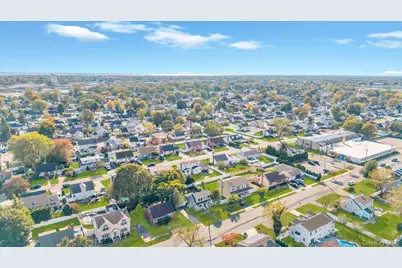 259 35th Street, Lindenhurst, NY 11757 - Photo 28