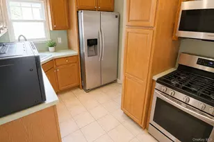 97-15 133rd Ave, Ozone Park, NY 11417 - Photo 10