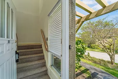 18 Brooke Hollow Lane, Peekskill, NY 10566 - Photo 4