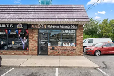 380 Franklin Avenue, Franklin Square, NY 11010 - Photo 2