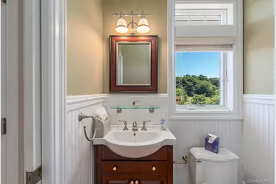 790 N Sea Drive, Southold, NY 11971 - Photo 24