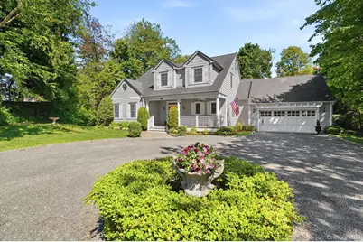 9 Willow Avenue, Larchmont, NY 10538 - Photo 2