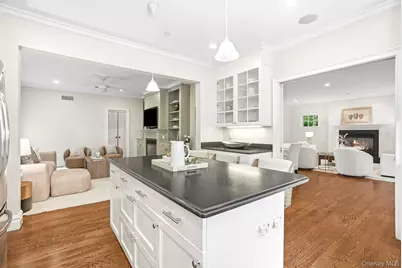 9 Willow Avenue, Larchmont, NY 10538 - Photo 10