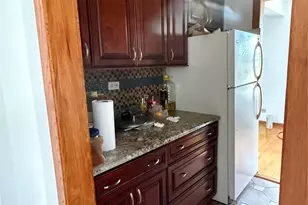170-06 88th Ave, Jamaica, NY 11432 - Photo 10
