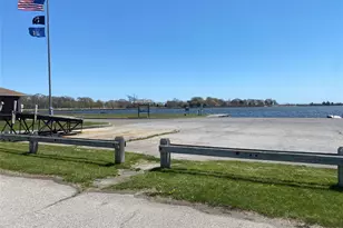 303 Timber Point Rd, East Islip, NY 11730 - Photo 32