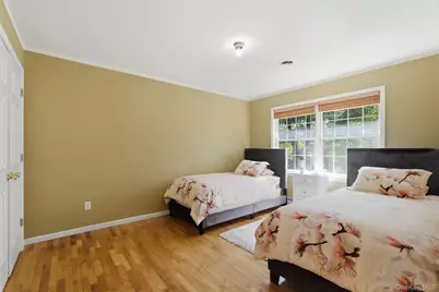 105 Hempstead Road, Spring Valley, NY 10977 - Photo 32