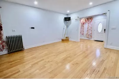 12215 115th Avenue, Ozone Park, NY 11420 - Photo 4