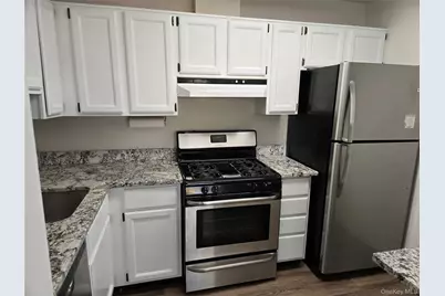 119 W Crooked Hill Road #104, Pearl River, NY 10965 - Photo 8