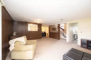 305 Kimberly Pl, West Islip, NY 11795 - Photo 30