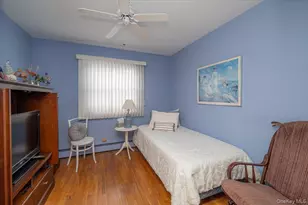 305 Kimberly Pl, West Islip, NY 11795 - Photo 8