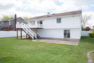 305 Kimberly Pl, West Islip, NY 11795 - Photo 40