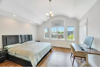 339 150th Street, Whitestone, NY 11357 - Photo 18