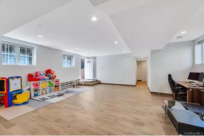 339 150th Street, Whitestone, NY 11357 - Photo 26
