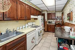 78-33 74th St, Glendale, NY 11385 - Photo 14
