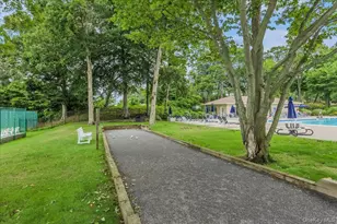 707 Bluffs Dr N, Calverton, NY 11933 - Photo 24
