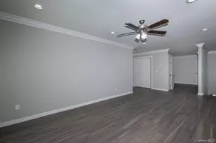 2 Victorian Ct, Holtsville, NY 11742 - Photo 6