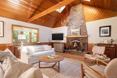 1635 Smith Road, Peconic, NY 11958 - Photo 8