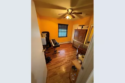 30 Dumond Place, Coram, NY 11727 - Photo 8