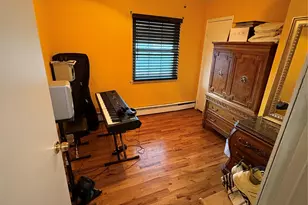 30 Dumond Pl, Coram, NY 11727 - Photo 8