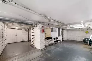 848 43rd St, Brooklyn, NY 11232 - Photo 32