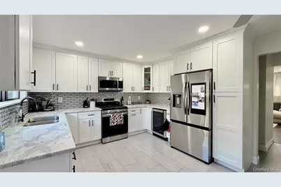 25 Pierces Road #28, Newburgh, NY 12550 - Photo 4