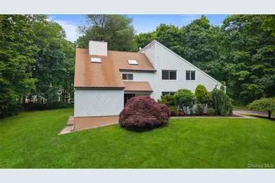 65 Cliffside Lane, Bedford Corners, NY 10549 - Photo 2