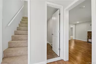 892 Winterton Rd, Bloomingburg, NY 12721 - Photo 2