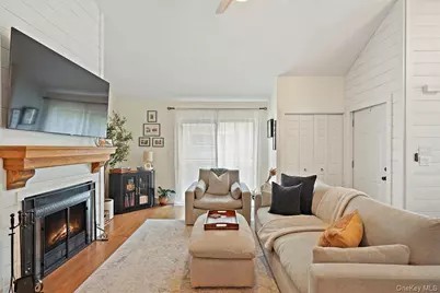 274 Maplewood Drive, South Salem, NY 10590 - Photo 6