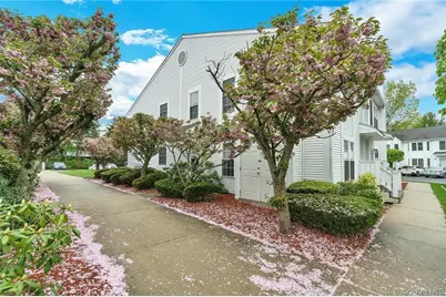 355 Old Tarrytown Road #404, White Plains, NY 10603 - Photo 20