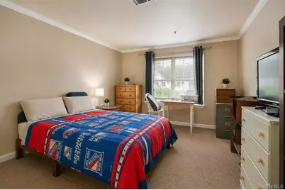 355 Old Tarrytown Road #404, White Plains, NY 10603 - Photo 14