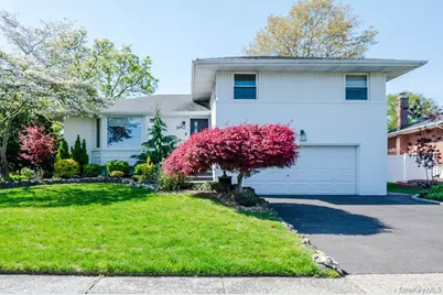1 Ives Lane, Plainview, NY 11803 - Photo 26