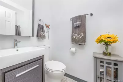 6 Green Knoll Court, Northport, NY 11768 - Photo 20