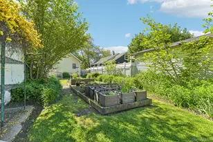 135 Winding St, Huntington Station, NY 11746 - Photo 24