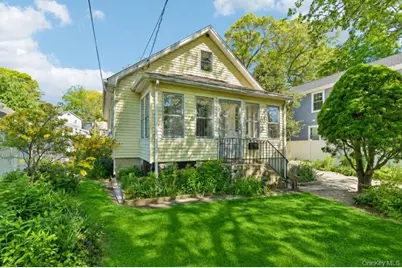 135 Winding Street, Huntington Station, NY 11746 - Photo 30