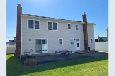 84 Surf Road, Lindenhurst, NY 11757 - Photo 28