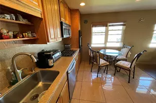 84 Surf Rd, Lindenhurst, NY 11757 - Photo 8