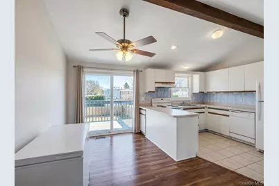 45 Dogwood Road, West Islip, NY 11795 - Photo 6