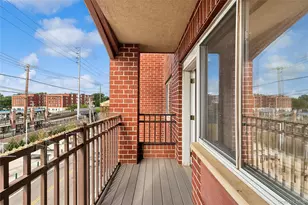 130 Post Ave, Westbury, NY 11590 - Photo 4