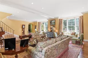 285 Piping Rock Rd, Locust Valley, NY 11560 - Photo 8