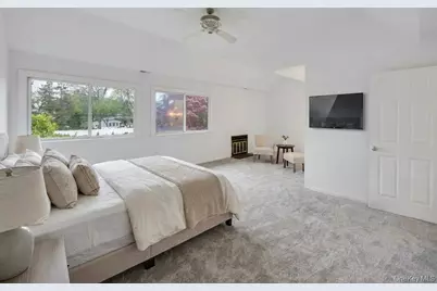 162 Southgate Circle, Massapequa Park, NY 11762 - Photo 20