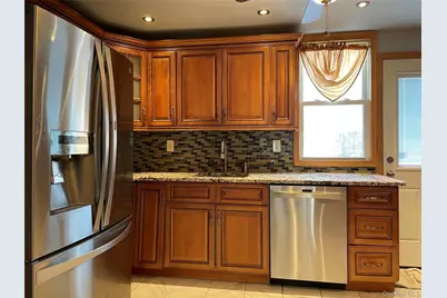 33-21 Jordan Street, Flushing, NY 11358 - Photo 8