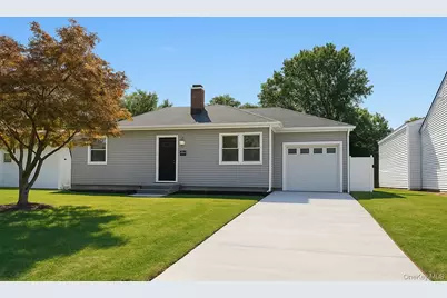 29 Avon Road, Hewlett, NY 11557 - Photo 1