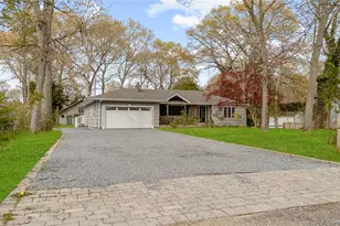 257 Southlawn Ave, Central Islip, NY 11722 - Photo 2