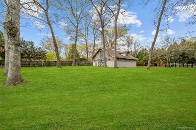 257 Southlawn Avenue, Central Islip, NY 11722 - Photo 34