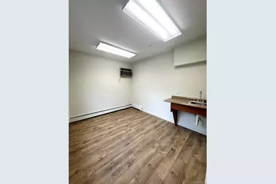 282 N Middletown Road, Pearl River, NY 10965 - Photo 12