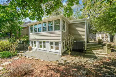 65 Woodlawn Road, Rocky Point, NY 11778 - Photo 4