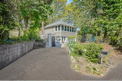 65 Woodlawn Road, Rocky Point, NY 11778 - Photo 2