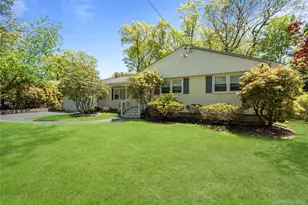 6 Canterbury Ct, East Setauket, NY 11733 - Photo 4